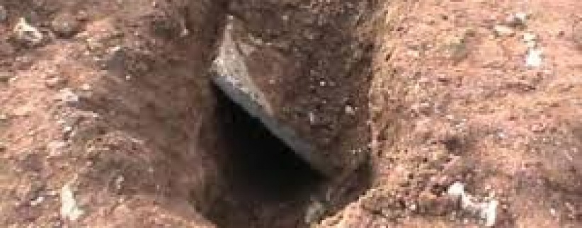 حدث في جنين- نبشوا قبر عمهم بعد دفنه