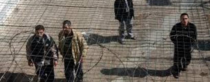 أسرى إداريون يقاطعون محاكم الاحتلال العسكرية