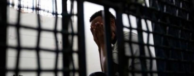 نقل الأسير المضرب عدي استيتي إلى زنازين 'ايشل'