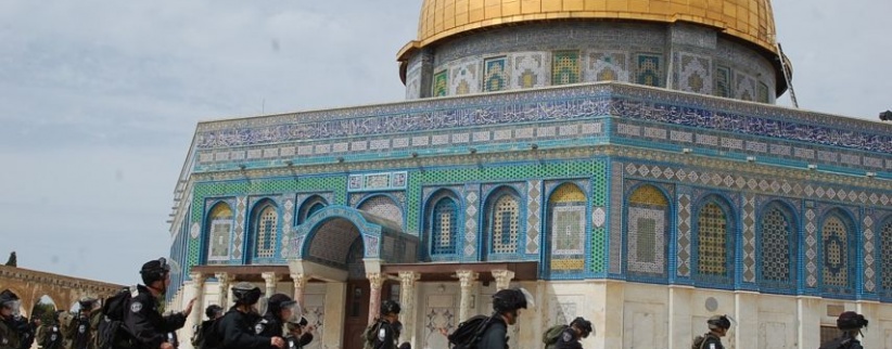 976 مستوطنًا وعنصر مخابرات اقتحموا الأقصى بيوليو
