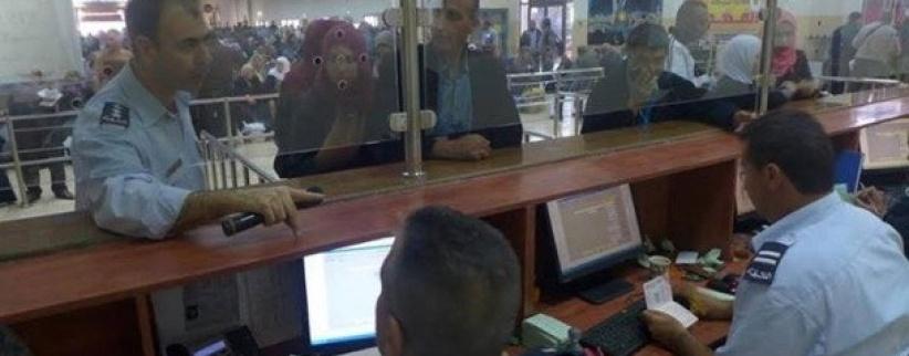 مهنا: إغلاق قاعة المغادرين في معبر الكرامة اليوم الثلاثاء