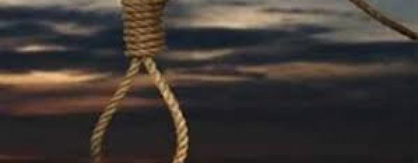 حاج يشنق نفسه بملابس الإحرام داخل منى!!!