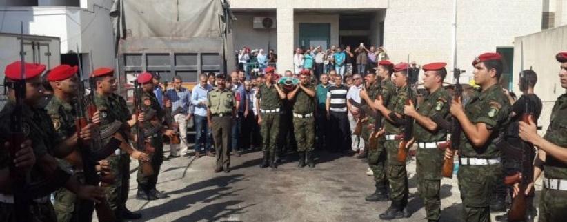 تشييع جثمان الشهيد حذيفة سليمان في طولكرم