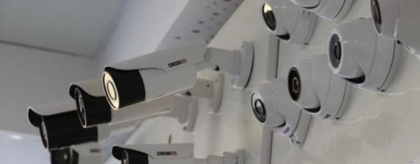 شرطة الإحتلال تبدأ بنشر أجهزة تنصت بدءاً من القدس