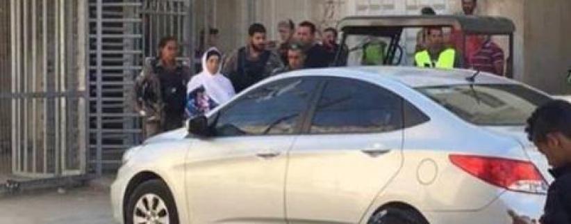 الخليل: اعتقال فتاة بزعم تخطيطها لتنفيذ عملية طعن