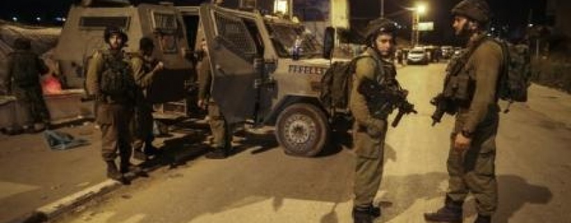 الاعلام العبري : سيارة فلسطينية حاولت دهس مجموعة من جنود الاحتلال قرب “حلميش”