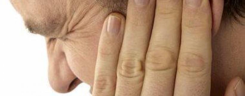 بتسمع صوت صفير أو 