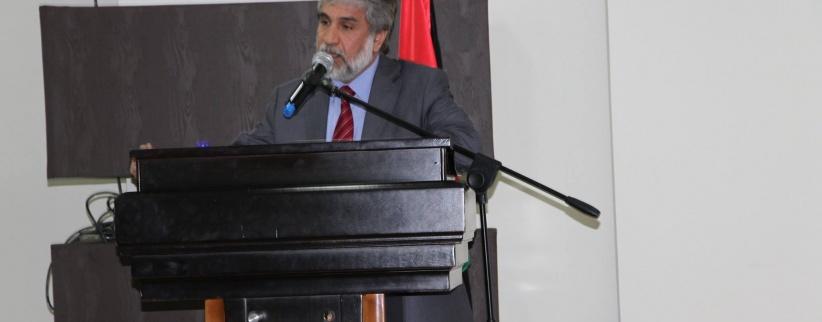 خليفة يتسلم مقر وزارة الاعلام في قطاع غزة