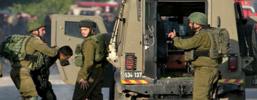 إصابة شاب بالرصاص الحي.. حملة اعتقالات واقتحامات واسعة في محافظة الخليل