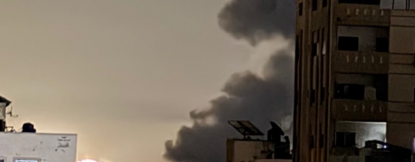 جيش الاحتلال يستهدف منازل مخلاة شرق غزة