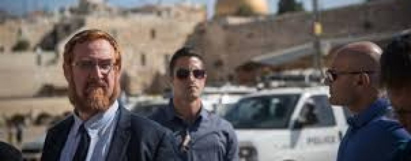 المتطرف يهودا غليك يقود اقتحام المستعمرين للمسجد الأقصى