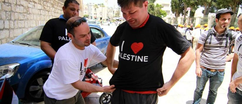 بالصور : بيت لحم فلسطينية مبادرة شبابية للتأكيد على هوية المدينة