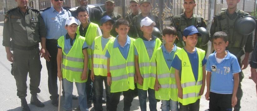 قوات الأمن الوطني تشارك الشرطة بفعاليات اليوم الرابع لأسبوع المرور العربي في بيت لحم