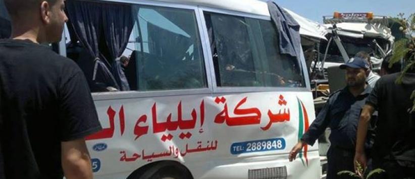 رئيس الوزراء يعزي بضحايا حادث سير حافلة أبناء الأسرى في غزة
