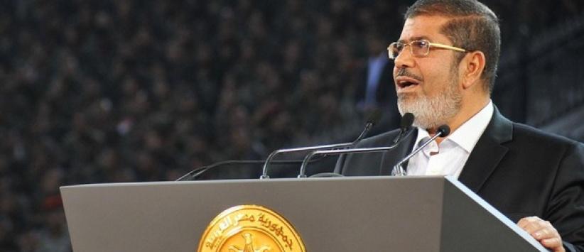 مرسي يخاطب المصريين بعد تلقيه الإنذار الأخير من 