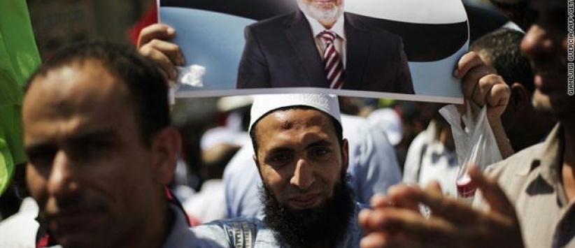 تحالف مؤيد لمرسي يدعو الى مظاهرات يوم الجمعة ضد الجيش