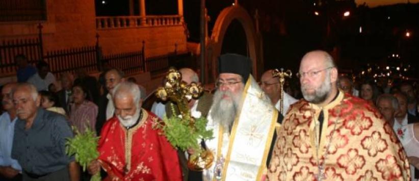 الطوائف الغربية تحتفل بعيد رفع الصليب المقدس