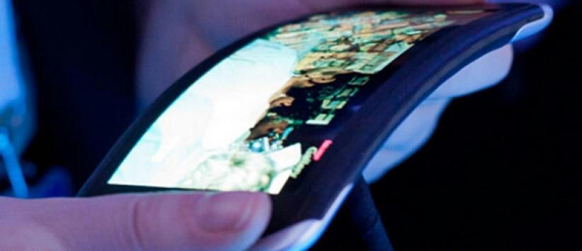 بالصور : “إل جي” تعلن رسميًا عن هاتفها المنحني “جي فلكس”