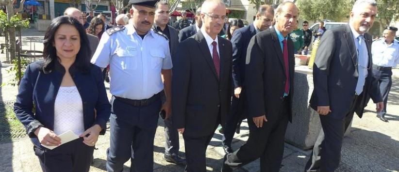 الشرطة تشارك بفعاليات مهرجان قطف الزيتون الثالث عشر في بيت لحم