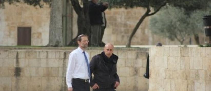 عضو كنيست يصعد لساحة قبة الصخرة ويدعو لطرد الفلسطينيين للسعودية