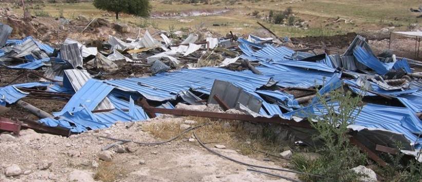 الاحتلال يهدم 3 منازل سكنية و3 بركسات في الطور بالقدس