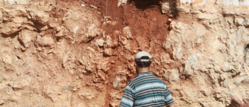 اجهزة تجسس اسرائيلية وراء 