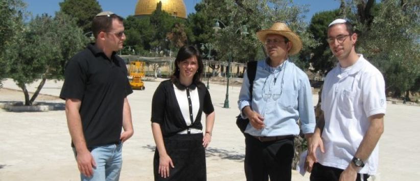 نائبة وزير المواصلات الاسرائيلي تقتحم المسجد الاقصى