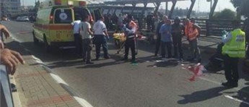 فيديو: طعن جندي إسرائيلي وإصابته خطيرة في تل أبيب