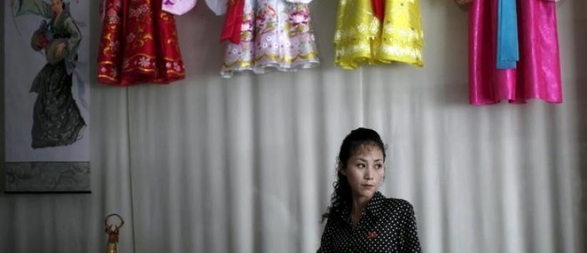 في كوريا الشمالية.. الكلمة من الرجل والمال من المرأة