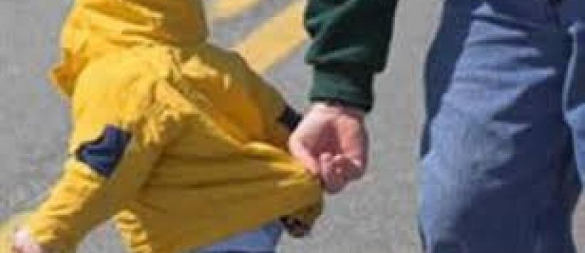 محمد ذهب لإحضار العطر من مركبة والده .. ثم اختفى مع المركبة بالزرقاء ..!