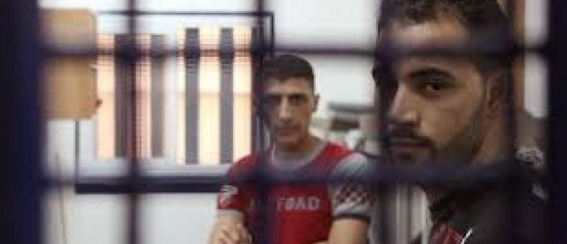 اسرى فلسطين: اقتحام قسم 5 بسجن النقب بحجة البحث عن اجهزة اتصال