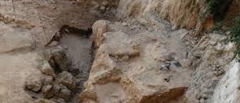 العثور على مقبرة تعود للعصر الروماني في جنين