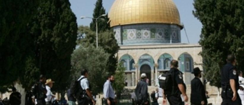 مستوطنون يقتحمون الأقصى بحراسة مشددة