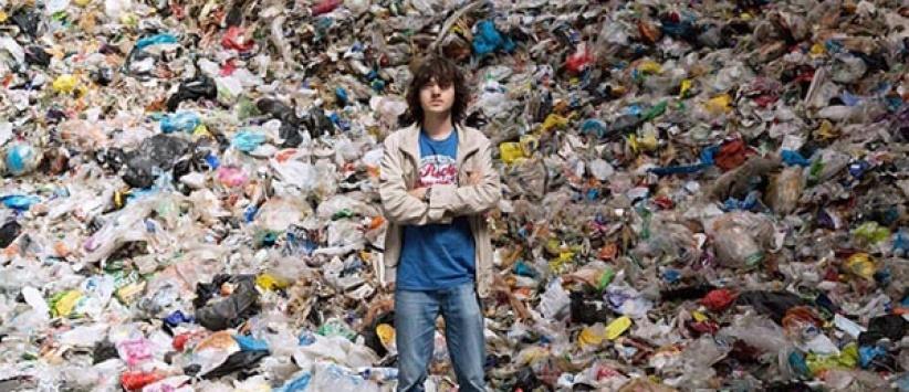 صور: شاب ياباني يفاجئ العالم بابتكار يجعل المحيط يُنظف نفسه