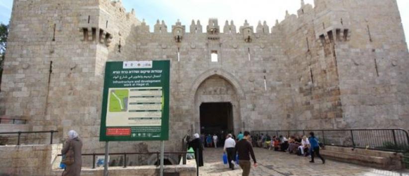 الاحتلال يضع المزيد من كاميرات المراقبة في باب العامود بالقدس