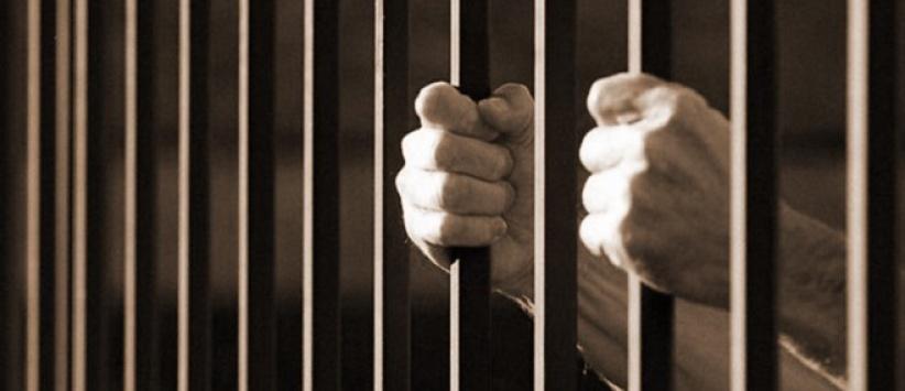 ثلاثة أسرى يواصلون إضرابهم المفتوح عن الطعام