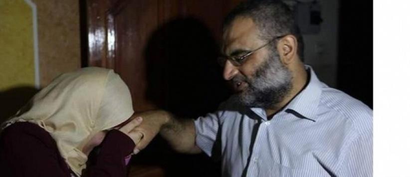 وصلتها النتائج الاولية عكسية .. دعاء الكحلوت تحصد المرتبة الاولى فى الفرع العلمى بقطاع غزة