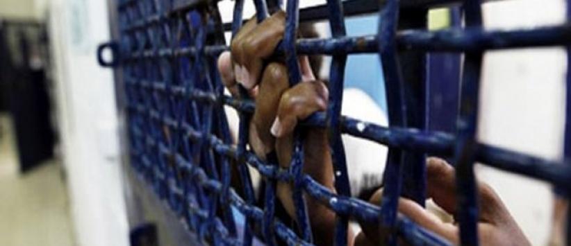 أربعة أسرى يواصلون اضرابهم عن الطعام وسط تدهور اوضاعهم الصحية