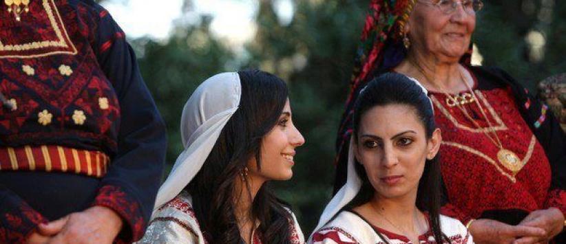 توصيات الديوان الثقافي الساحوري وبلدية بيت ساحور والمشاركون في ندوة 