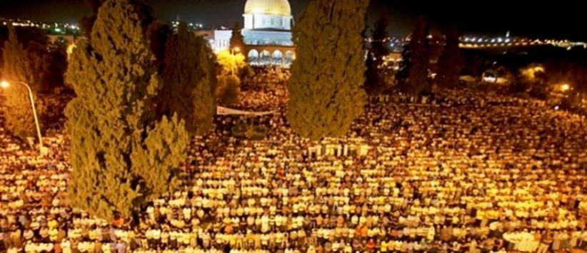 350 ألفاً يحيون ليلة القدر وختم القرآن برحاب المسجد الأقصى