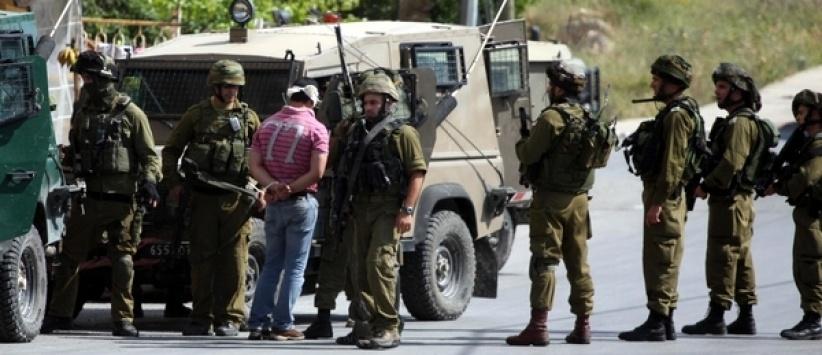 الاحتلال يعتقل طالبا جامعيا على حاجز عسكري جنوب جنين