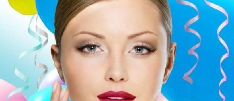 مكياج ناعم للمرأة الجامعية