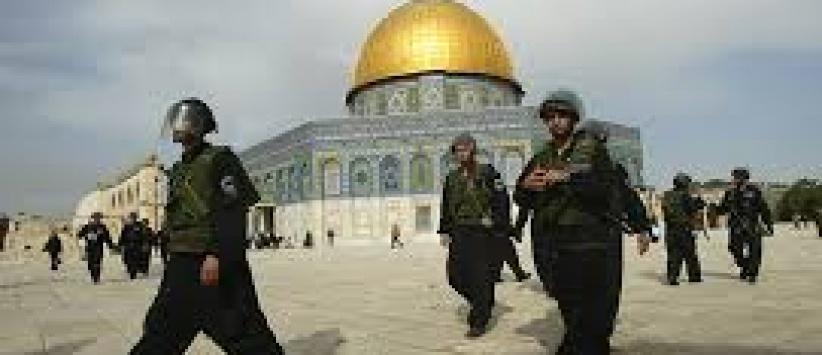 الاحتلال يواصل حصار الاقصى، والمستوطنون يجددون اقتحاماتهم