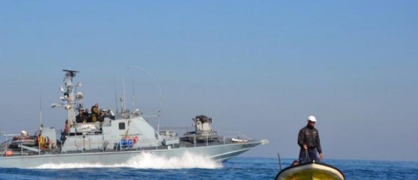 بحرية الاحتلال تستهدف مراكب الصيد قبالة شاطئ السودانية