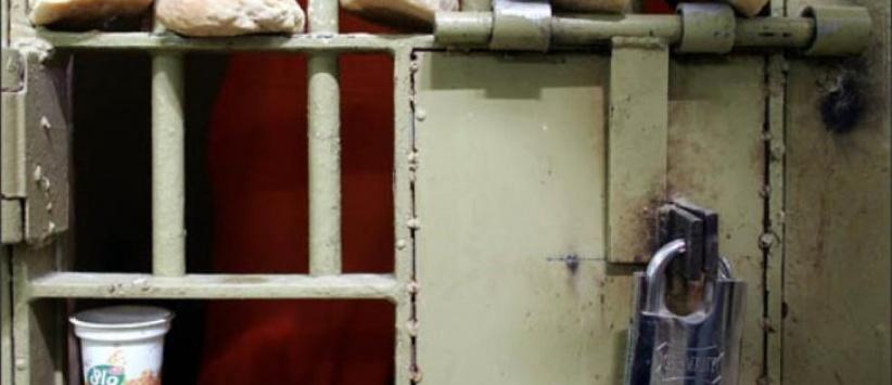 الأسير شوكة يواصل إضرابه لليوم (12) احتجاجاً على اعتقاله الإداري