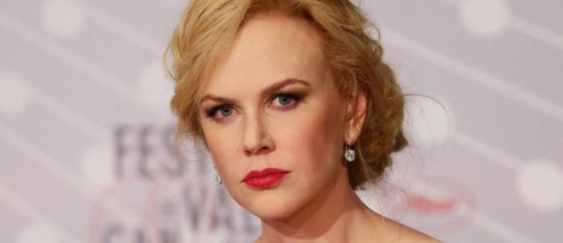 مجلات تستخدم نجمات هوليوود لـ