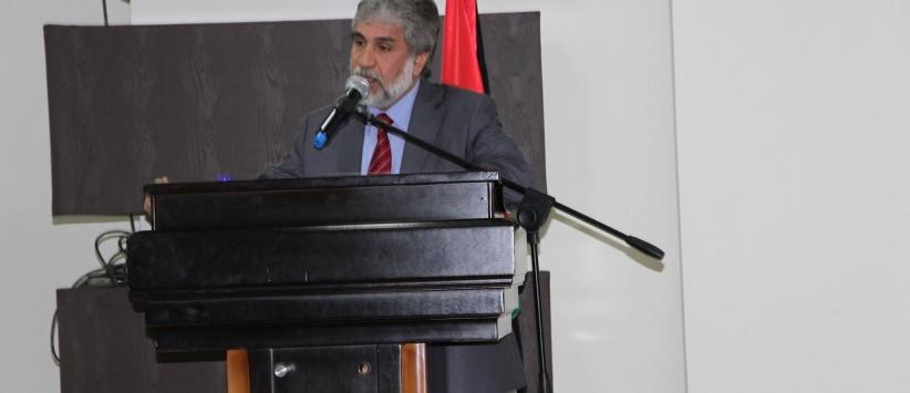 خليفة يتسلم مقر وزارة الاعلام في قطاع غزة