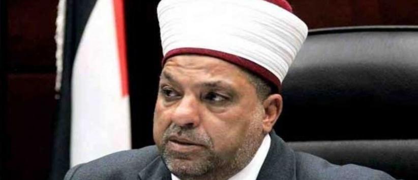 ادعيس: لن نتخلى عن موظفي الوزارة بغزة