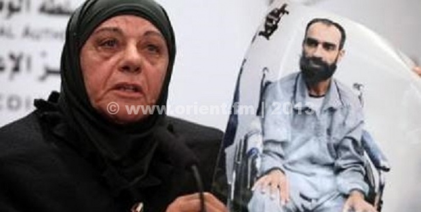 والدة العيساوي تسلم رسالة لـ