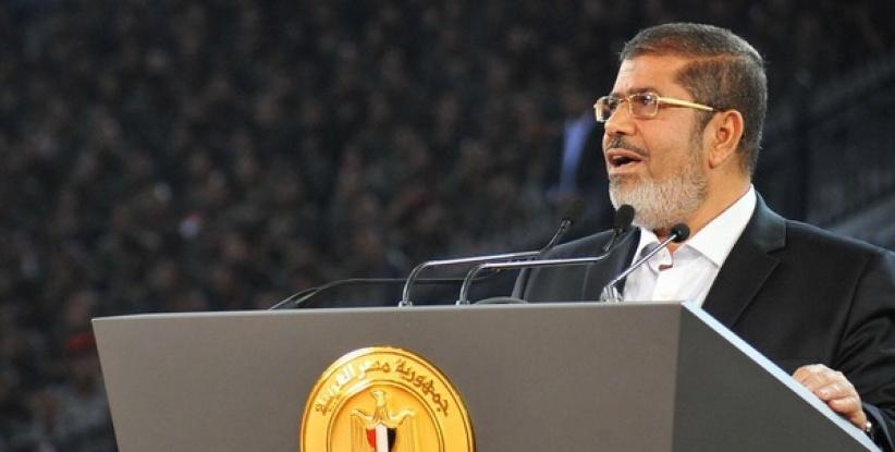 مرسي يخاطب المصريين بعد تلقيه الإنذار الأخير من 